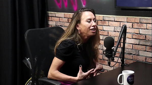 Ela ficou 25 anos ouvindo mulheres reclamando das suas quest&otilde_es sexuais - Lu Cabral Sex&oacute_loga