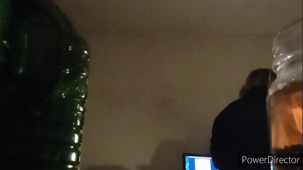 Sexy big_tits Teen shows off