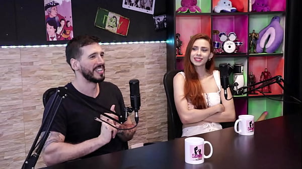 They had an orgy with 80 people, and they're afraid to have sex with her - Peachvelvet