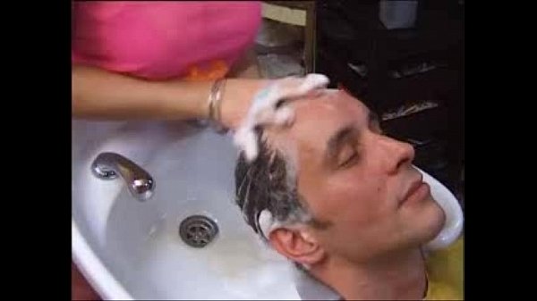 Schwanz in das heiße Dienstmädchen stecken