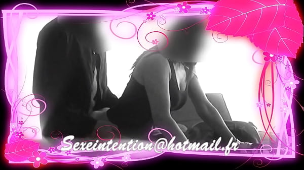 हॉट टीन गर्ल को शौकिया तौर पर मजा आता है